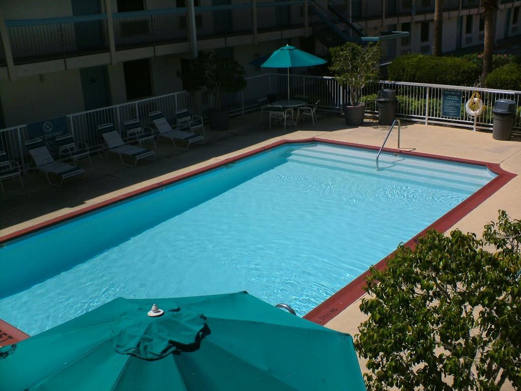 Quality Inn Харлинген Екстериор снимка