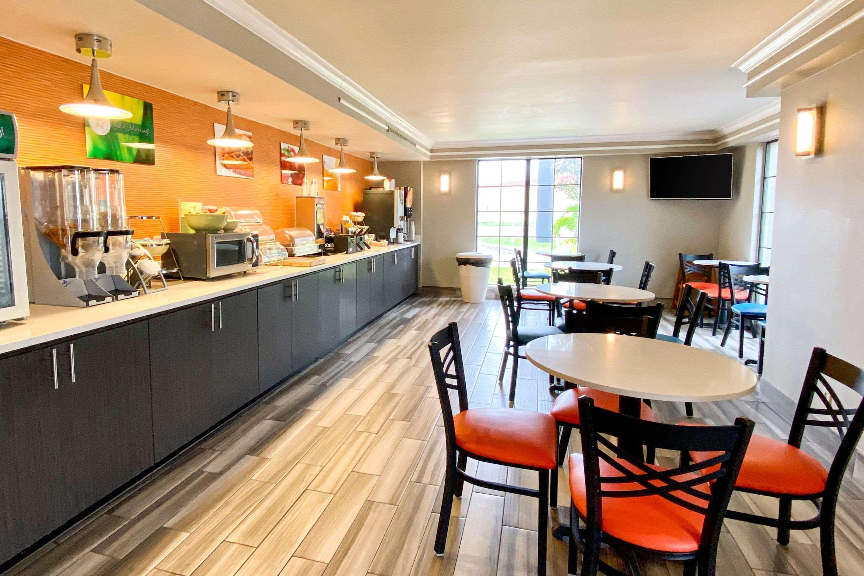 Quality Inn Харлинген Екстериор снимка